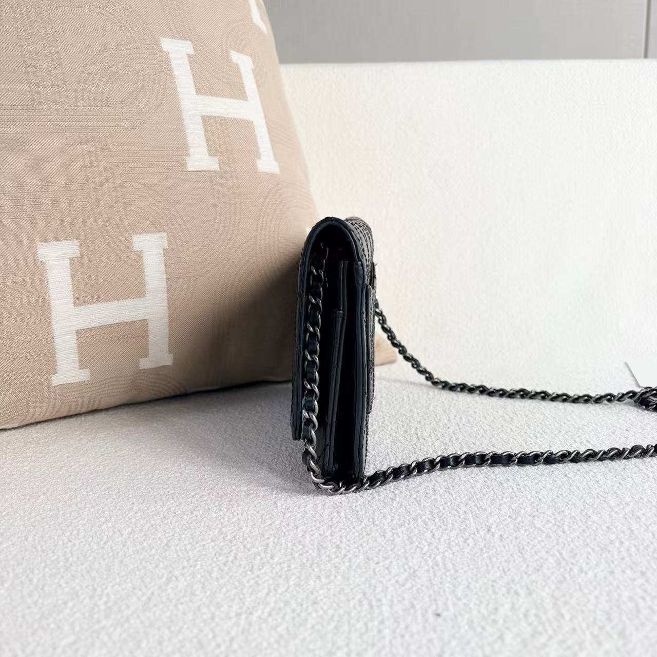 Chanel - 2.55 Wallet on Chain (WOC) - Aged calfskin leather - Black - (mini)