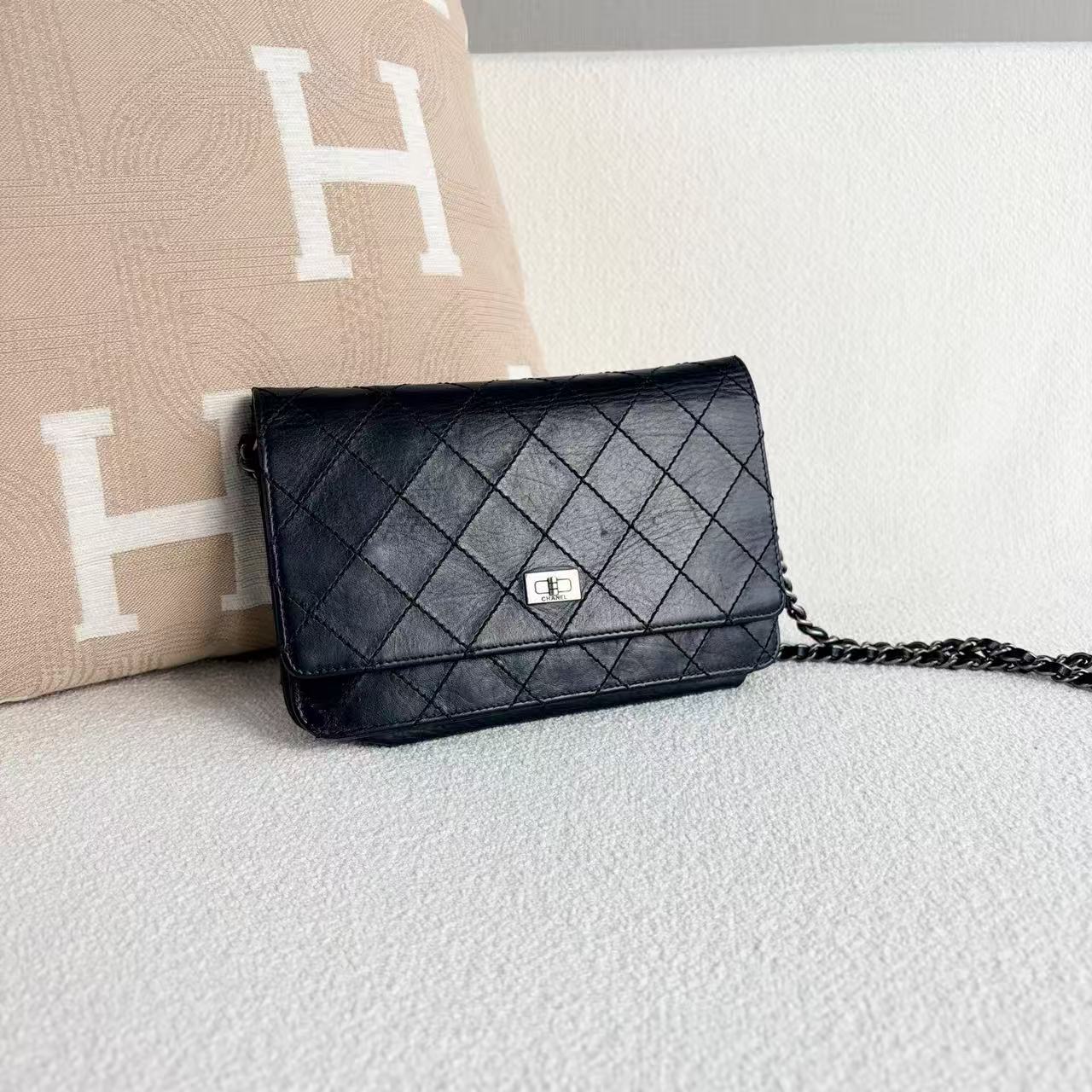 Chanel - 2.55 Wallet on Chain (WOC) - Aged calfskin leather - Black - (mini)