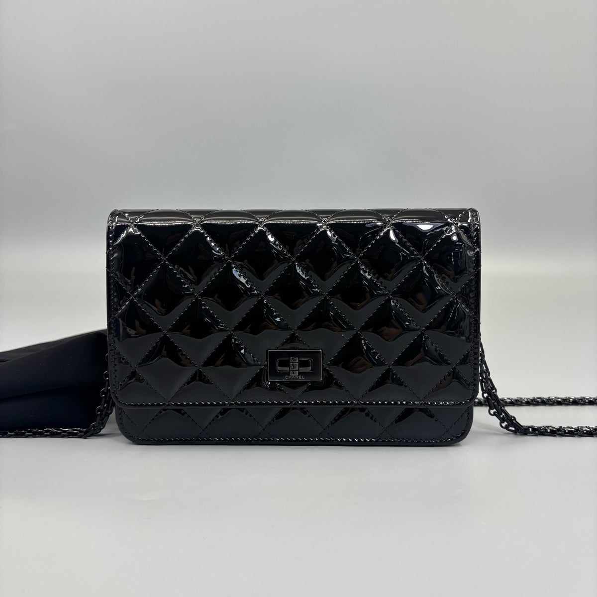 Chanel - 2.55 WOC - Patent leather - Black - (small)