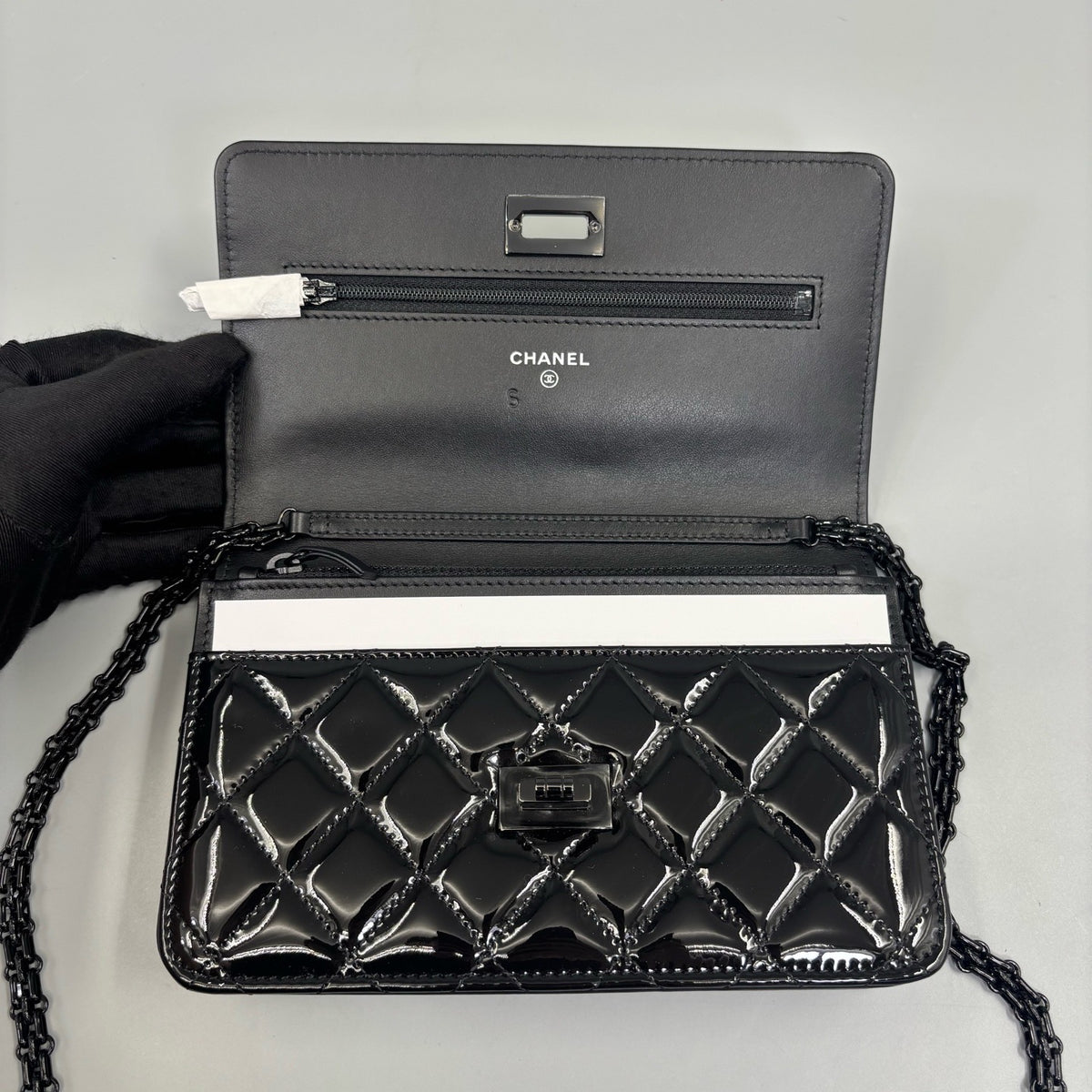 Chanel - 2.55 WOC - Patent leather - Black - (small)