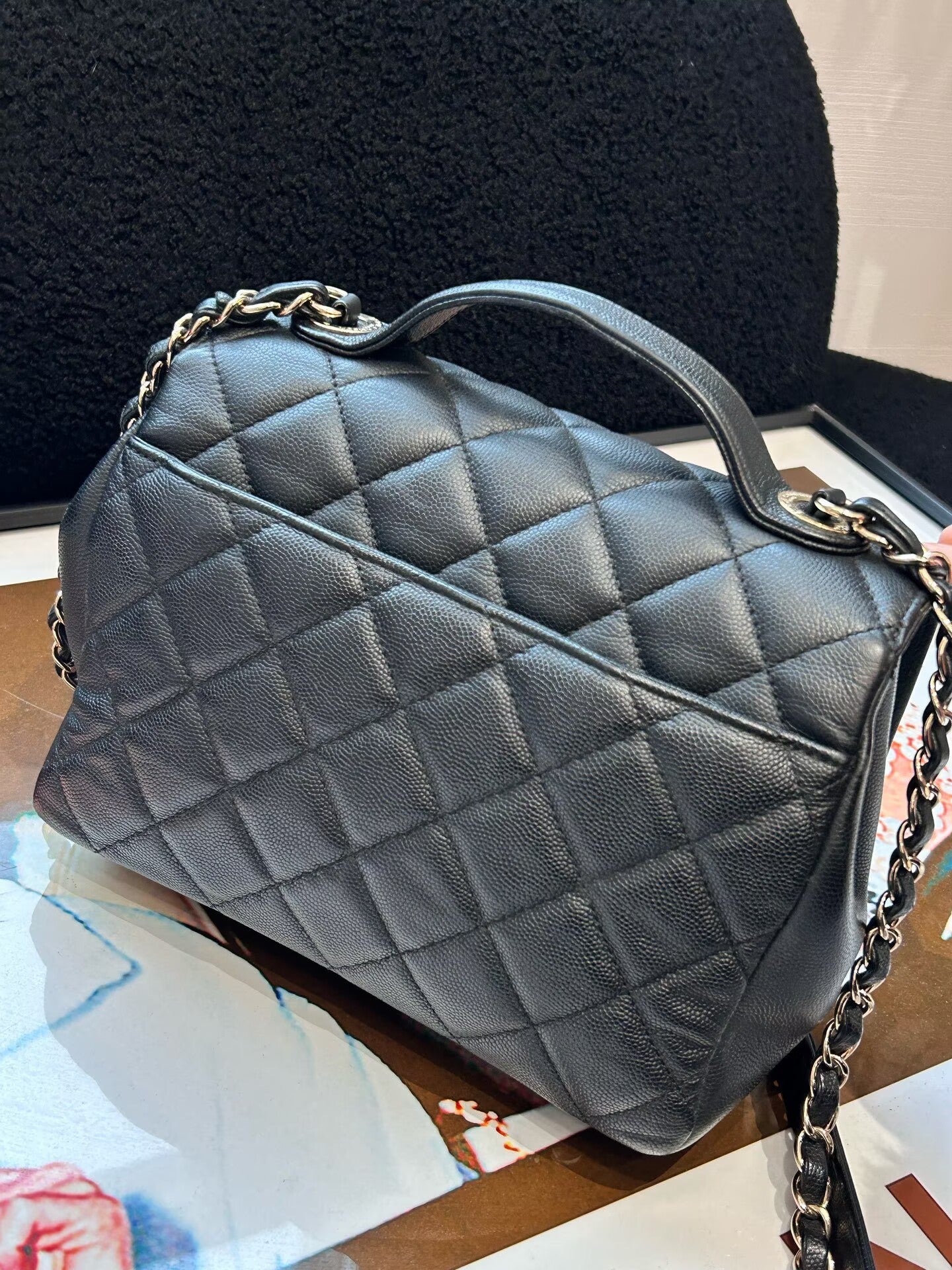 Chanel - 20B Top Handle Flap Bag - Caviar leather - Black with Gold-Tone Hardware - (Small)
