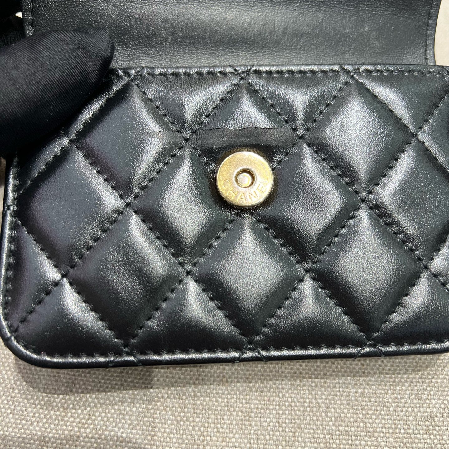 Chanel - 21A Double Gold Pearl Mini WOC - Leather - Black - (mini)