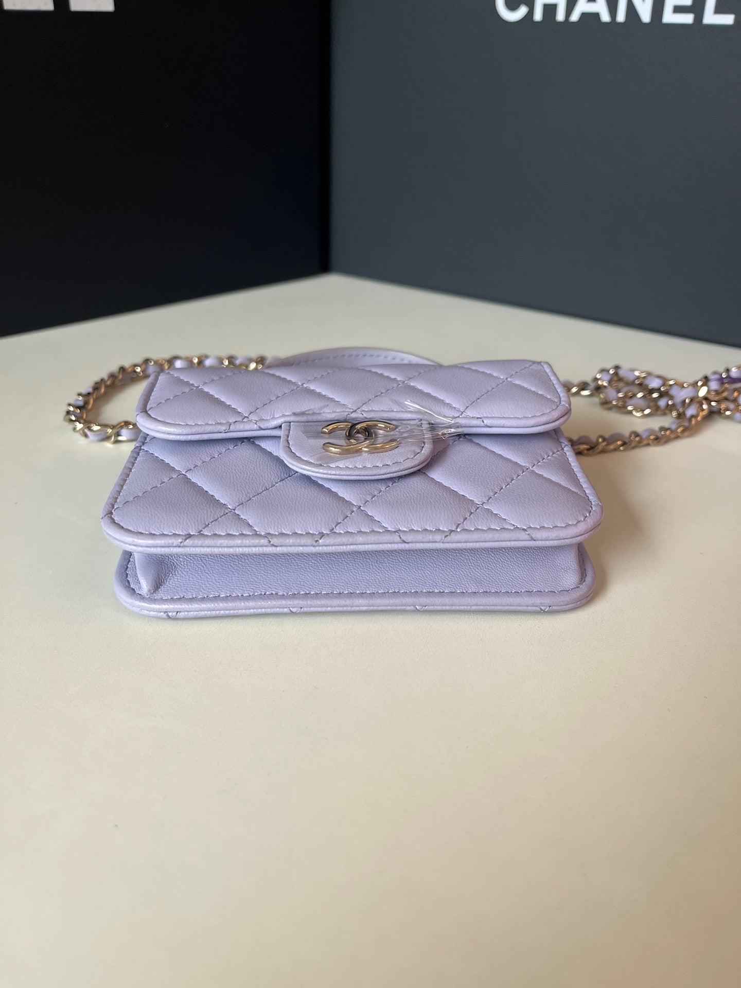 Chanel - 21K Small Handle Bag - Leather - Purple - (mini)