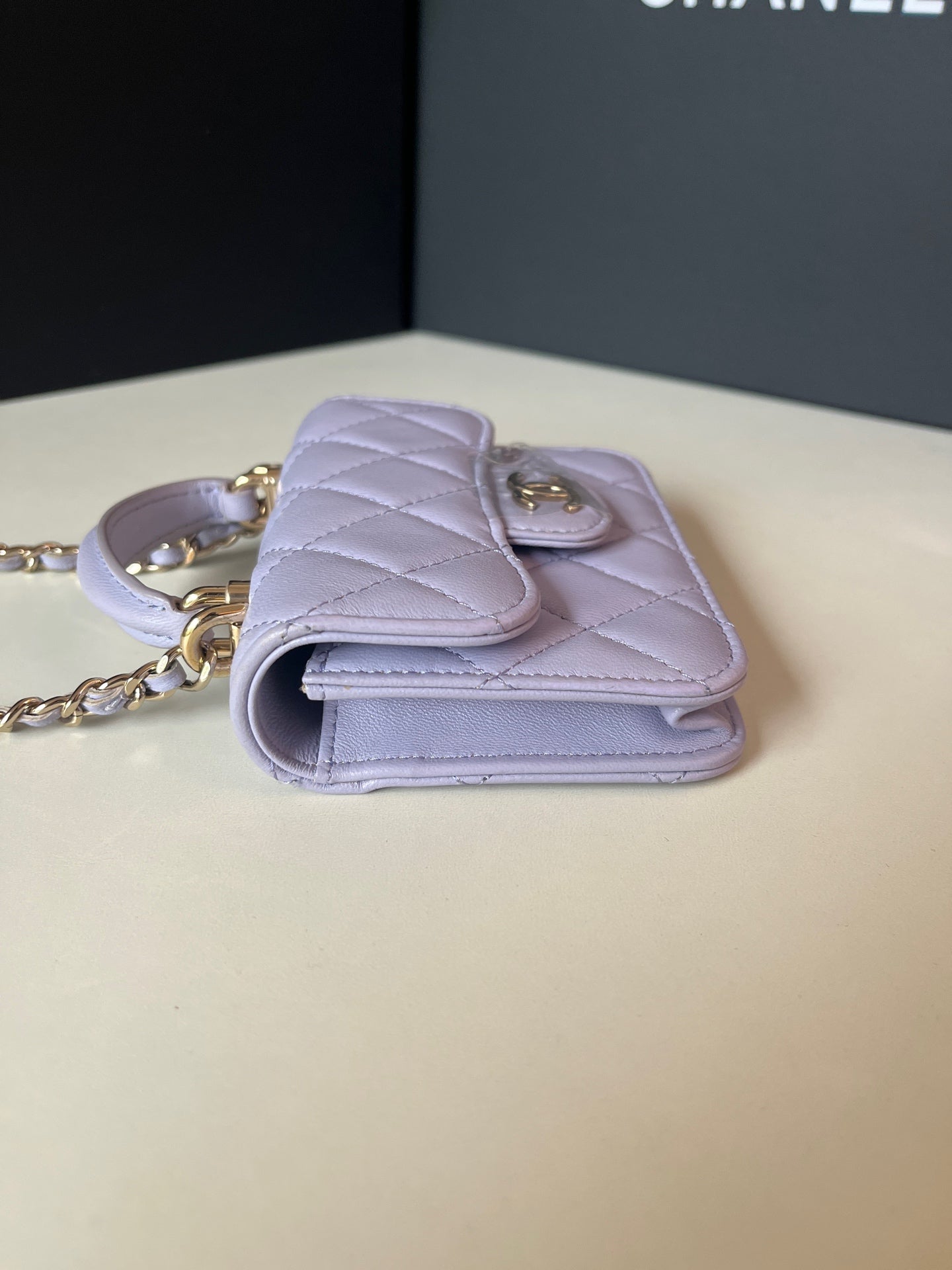 Chanel - 21K Small Handle Bag - Leather - Purple - (mini)