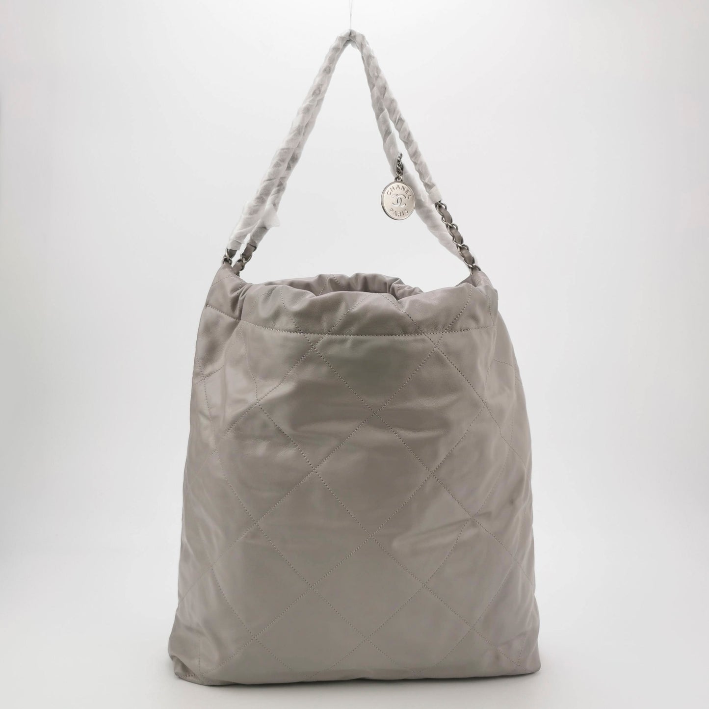 Chanel - 22 Bag - Calfskin leather - Grey with Silver-Tone Hardware - (Medium)