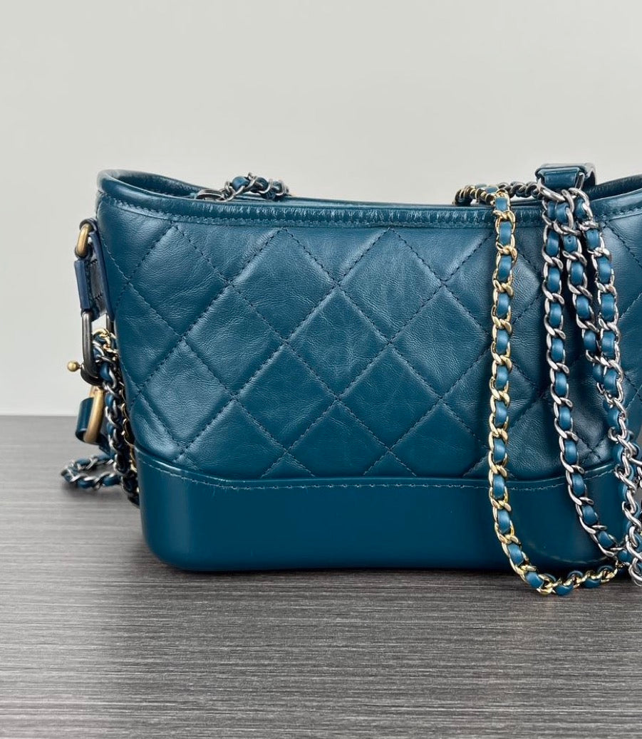 Chanel - 22 - Leather - Blue