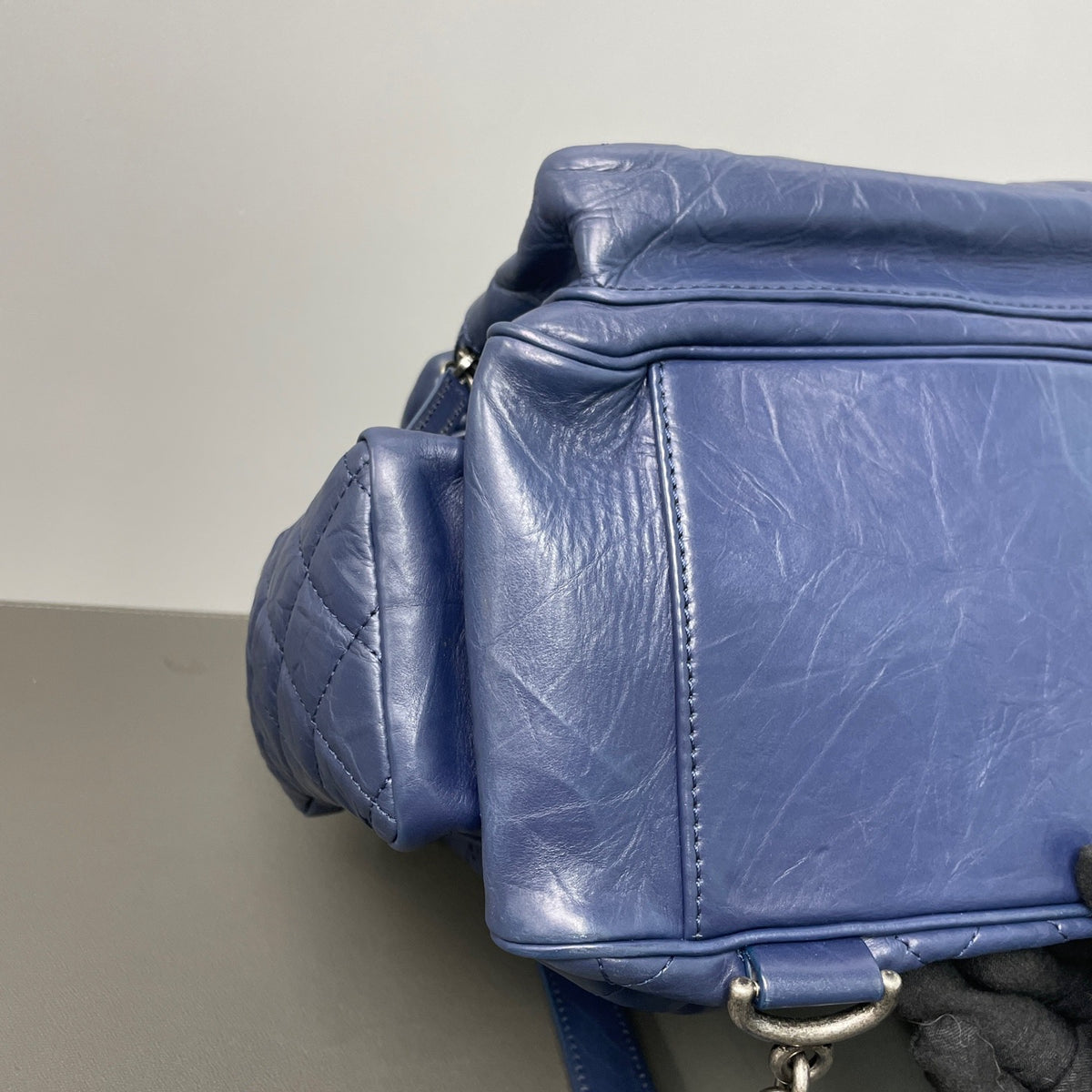 Chanel - 22 - Leather - Navy