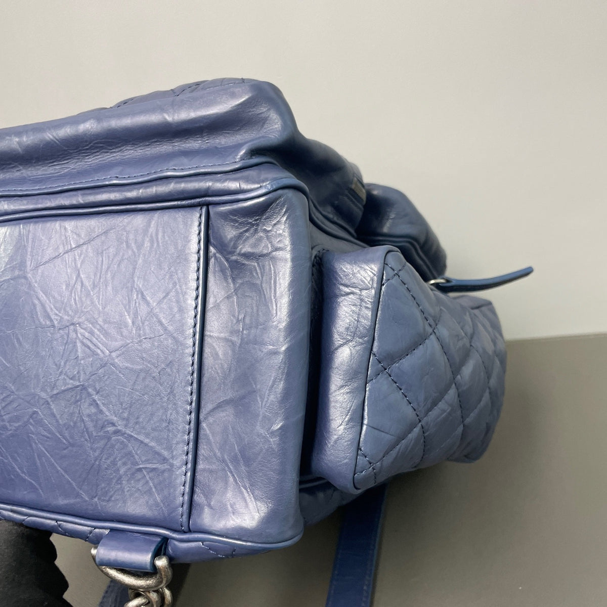 Chanel - 22 - Leather - Navy