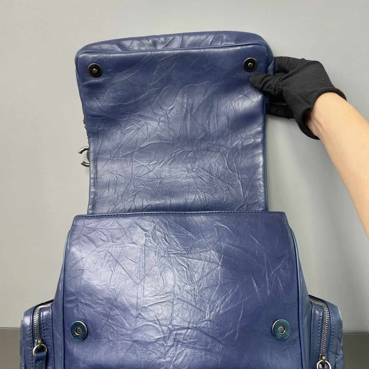 Chanel - 22 - Leather - Navy