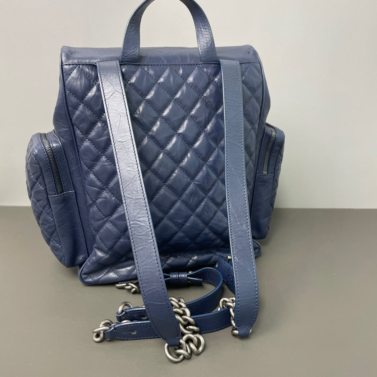 Chanel - 22 - Leather - Navy