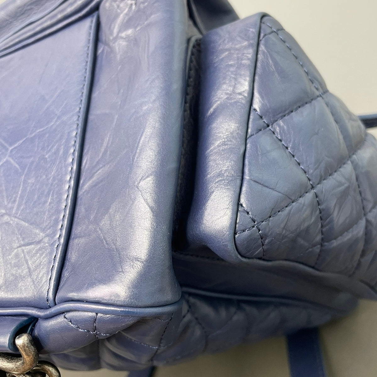 Chanel - 22 - Leather - Navy