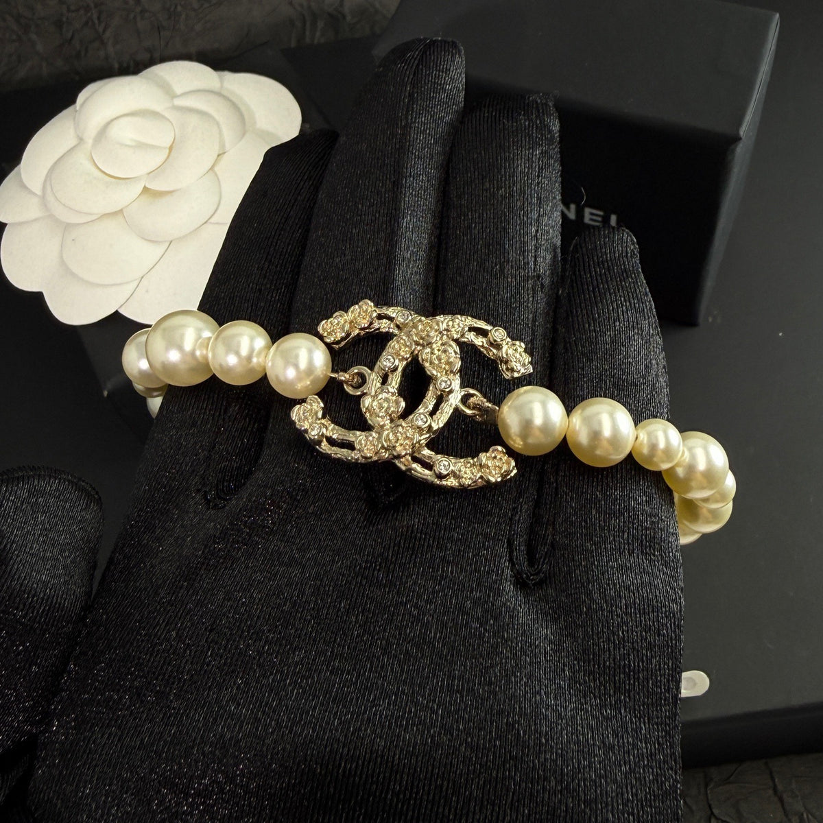 Chanel - 22C Double C Pearl Bracelet - Gold-tone metal with imitation pearls and crystal accents. - Gold