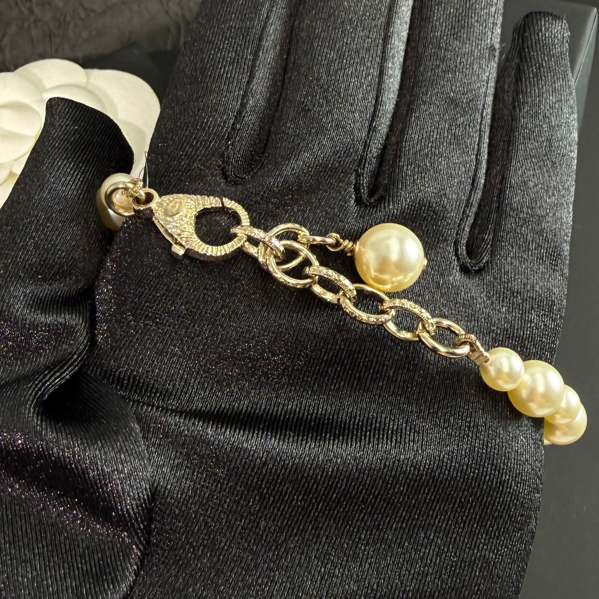 Chanel - 22C Double C Pearl Bracelet - Gold-tone metal with imitation pearls and crystal accents. - Gold