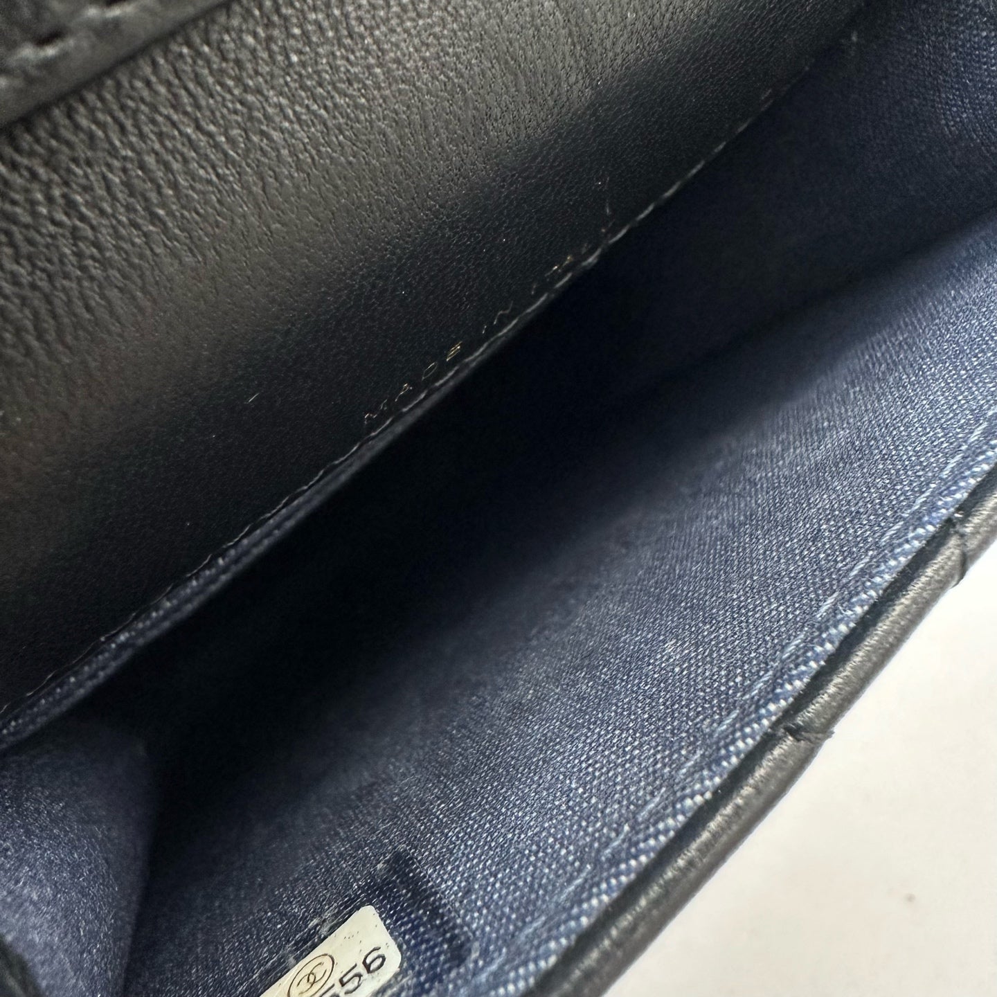 Chanel - 22C Phone Chain Bag - Leather - Black