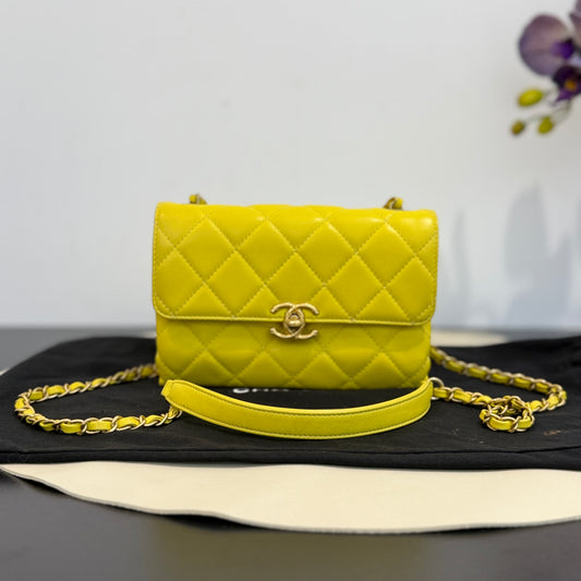 Chanel - 22S Gold Bead Chain Flap Bag - Calfskin leather - Yellow - (Mini)
