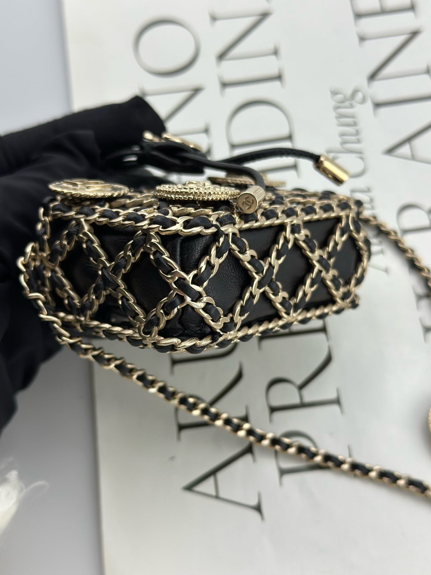 Chanel - 22S Lambskin Chain Coin Earphone Bag - Lambskin leather - Black with Gold-Tone Hardware - (mini)