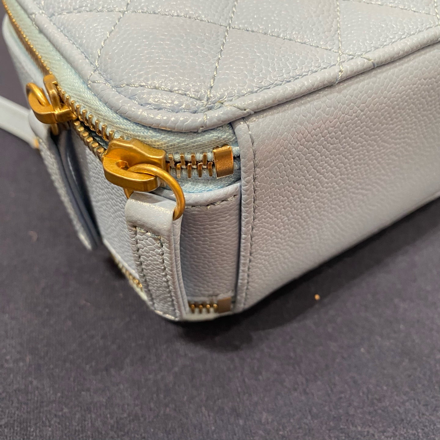 Chanel - 22S Small Box Camera Bag with Top Handle - Grained calfskin leather - Light Blue - (mini)