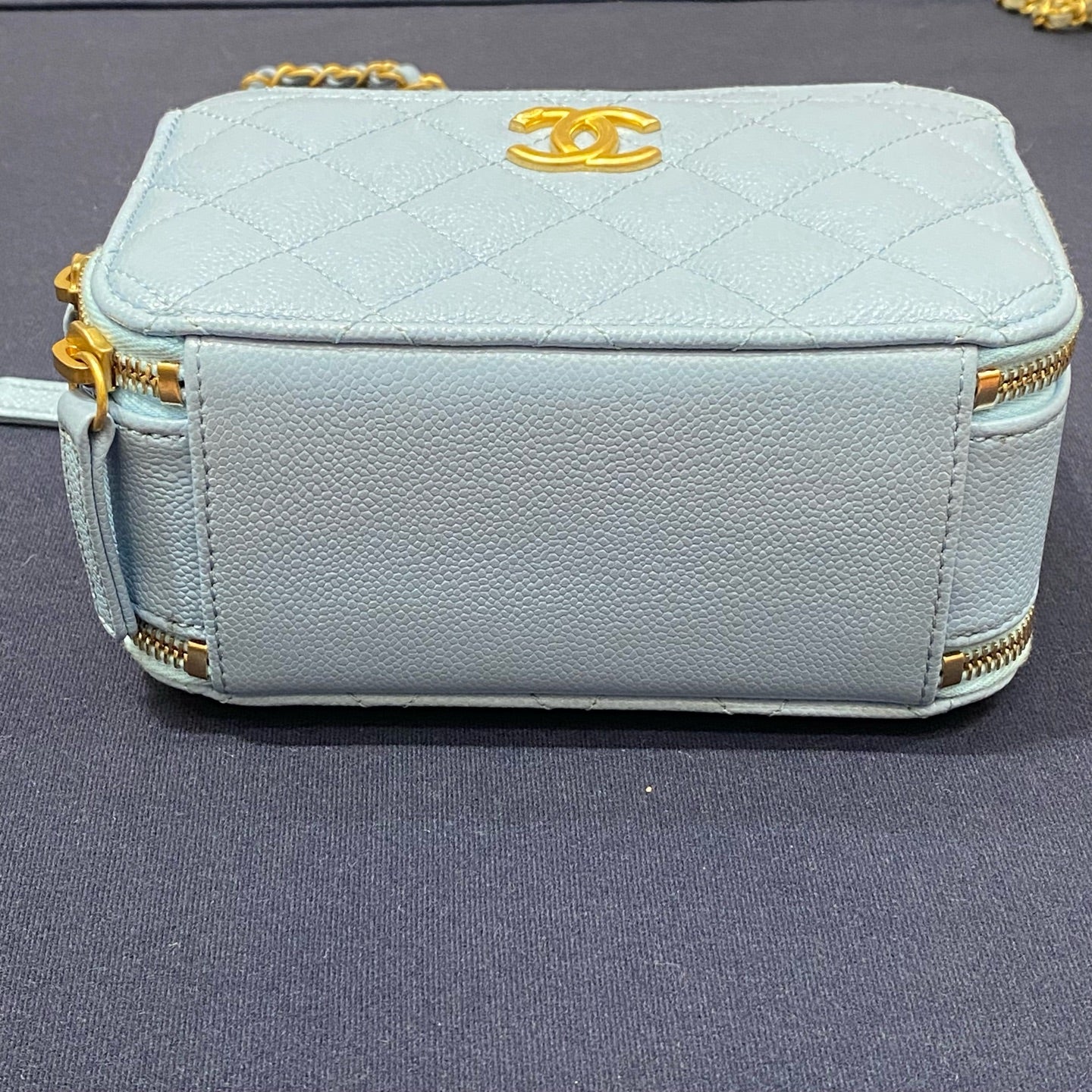 Chanel - 22S Small Box Camera Bag with Top Handle - Grained calfskin leather - Light Blue - (mini)