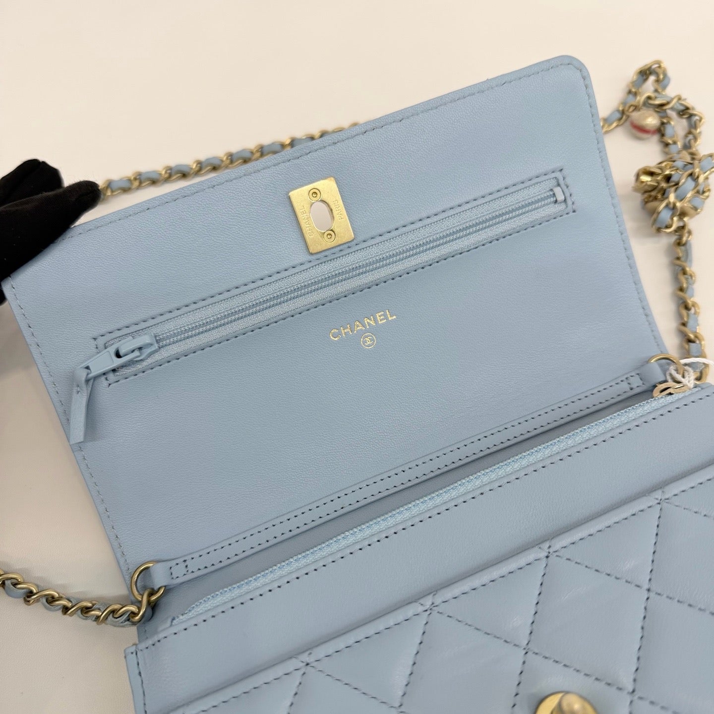 Chanel - 22S Wallet On Chain (WOC) with Gold Ball - Lambskin leather - Blue with Gold-Tone Hardware - (mini)