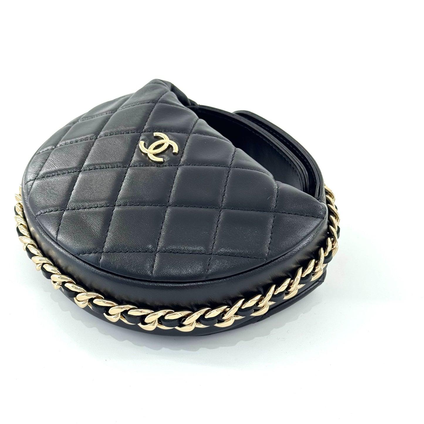Chanel - 23C Hula Hoop Crescent Mini Bag - Lambskin leather - Black with Gold-Tone Hardware - (mini)