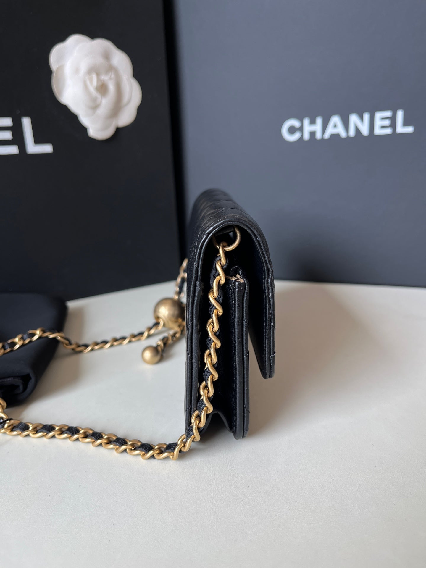 Chanel - 23K - Leather - Black - (mini)