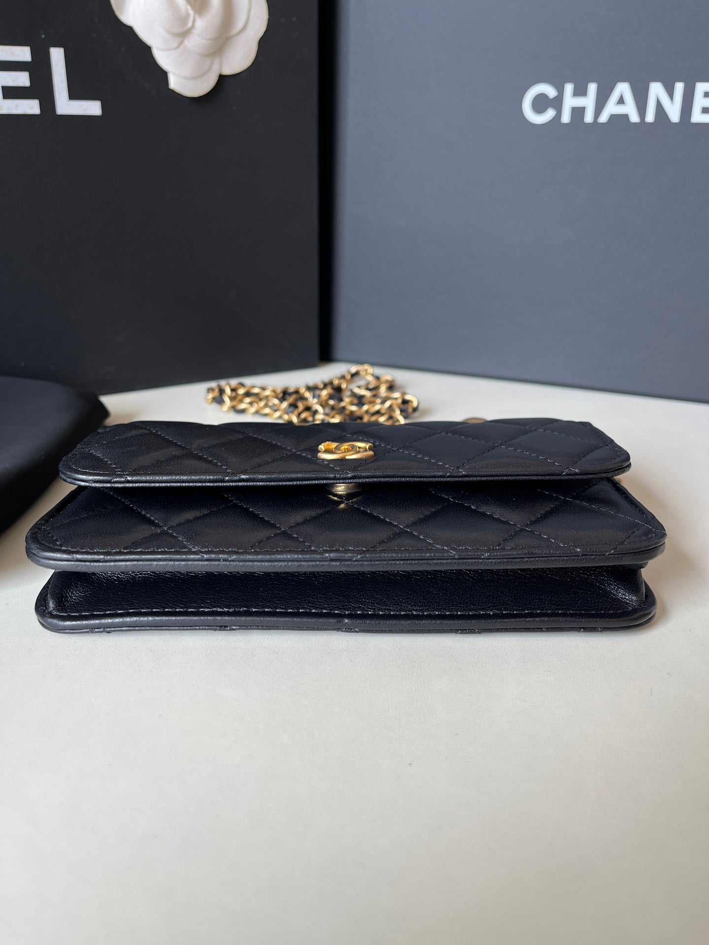 Chanel - 23K - Leather - Black - (mini)
