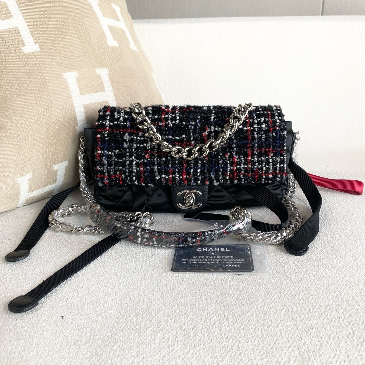 Chanel - 24 Series Tweed Flap Bag - Tweed - Multicolour - (mini)