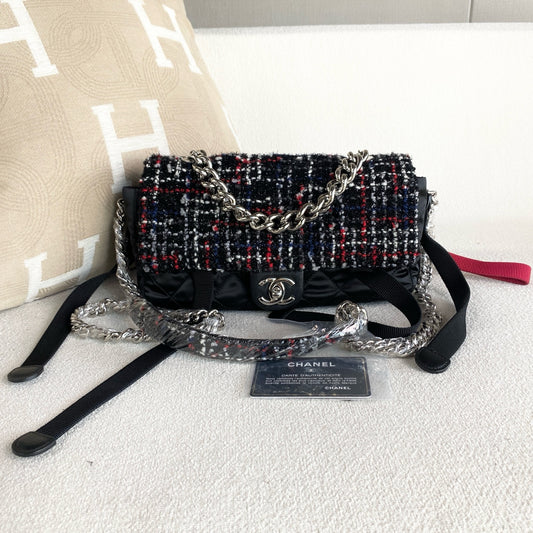 Chanel - 24 Series Tweed Flap Bag - Tweed - Multicolour - (mini)