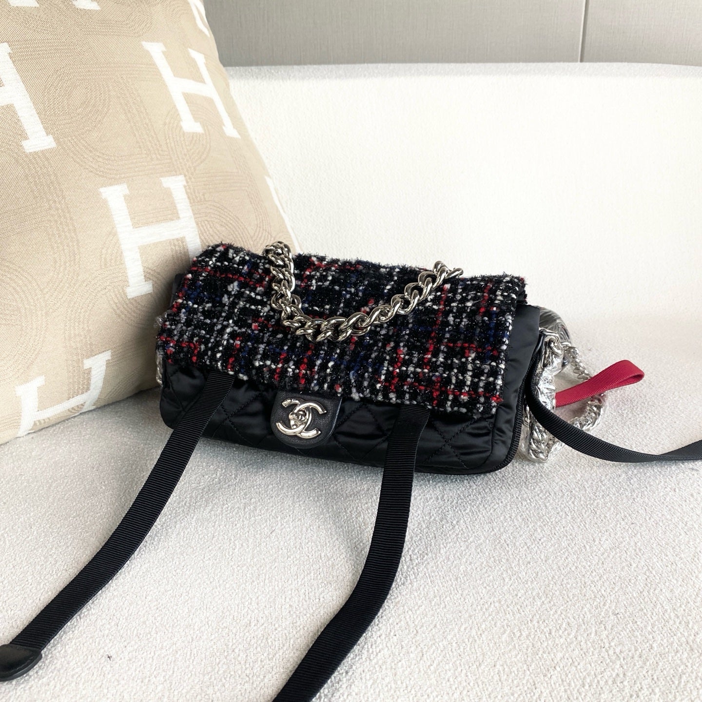 Chanel - 24 Series Tweed Flap Bag - Tweed - Multicolour - (mini)