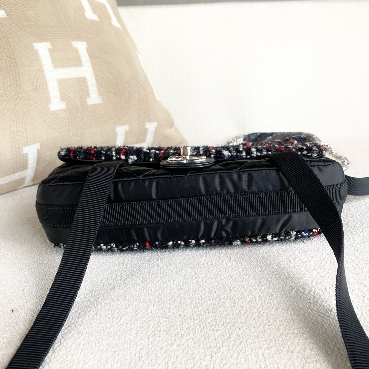 Chanel - 24 Series Tweed Flap Bag - Tweed - Multicolour - (mini)