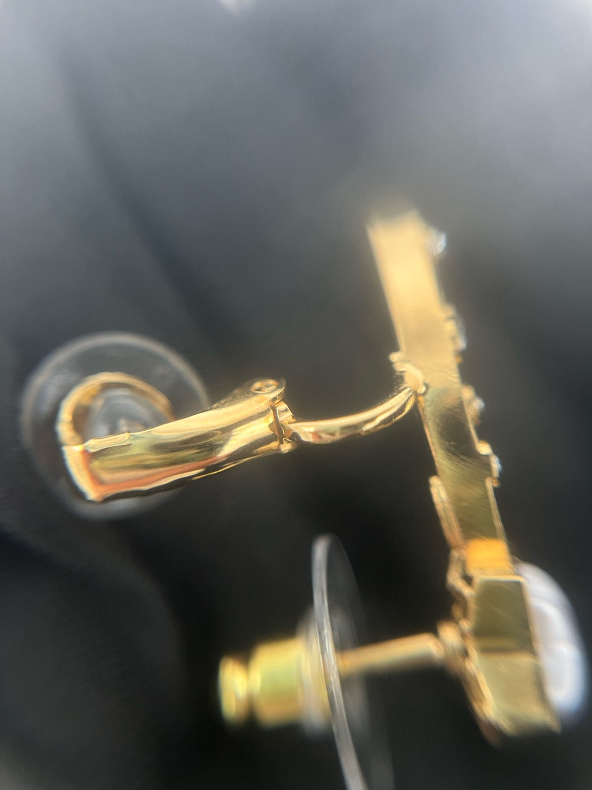 Chanel - 24C Comet - Gold-tone metal with clear crystal accents and white star-shaped inlays; exact inlay material unknown. - Gold - (One size)