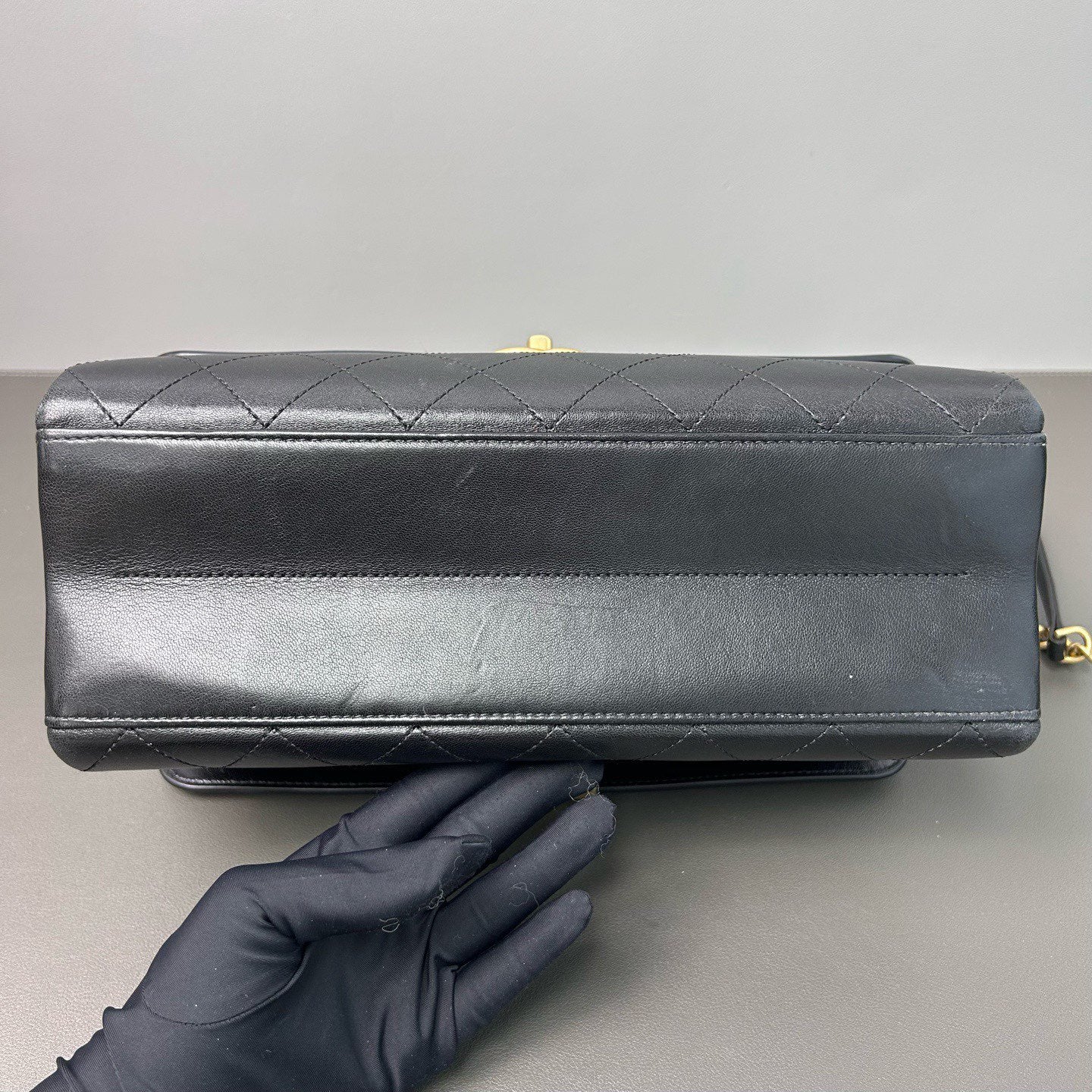 Chanel - 25 Opening Double-sided Messenger Bag - Lambskin leather - Black with Gold-Tone Hardware - (medium)