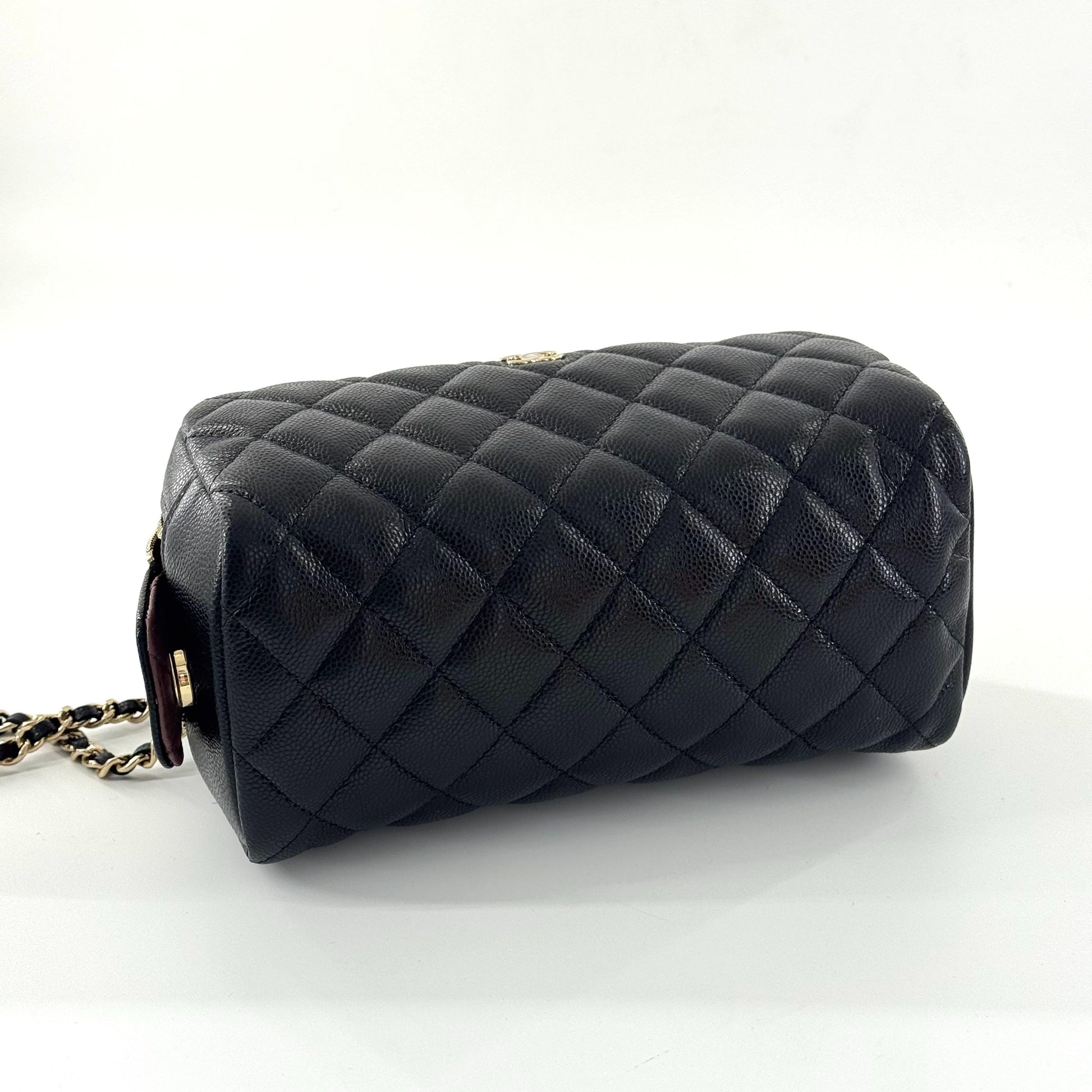 Chanel 25C Leather Black - view 3