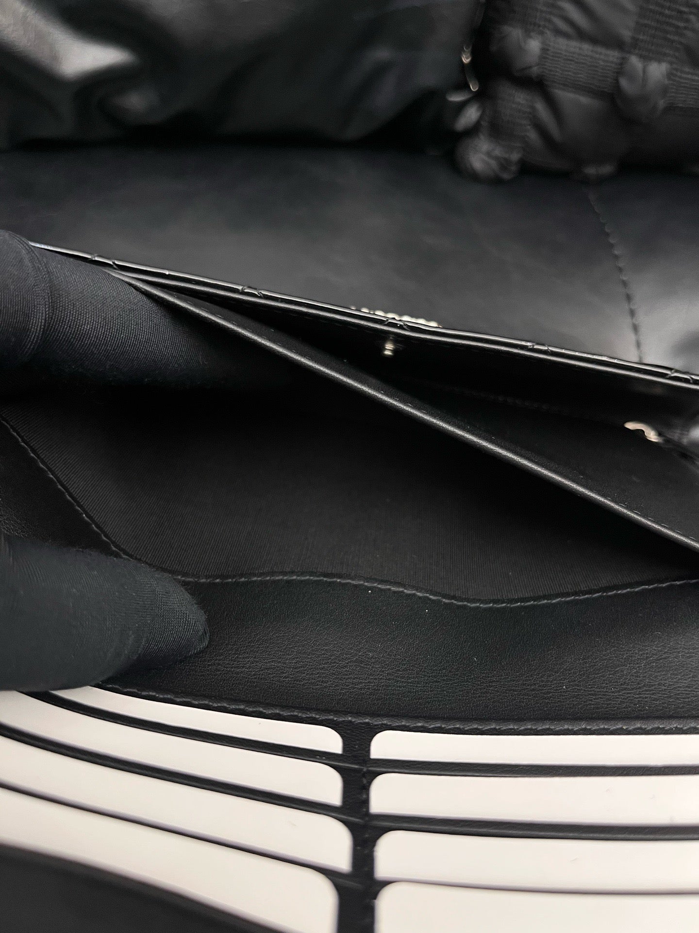 Chanel - 3 Fold Wallet - Patent leather - Black - (Other)