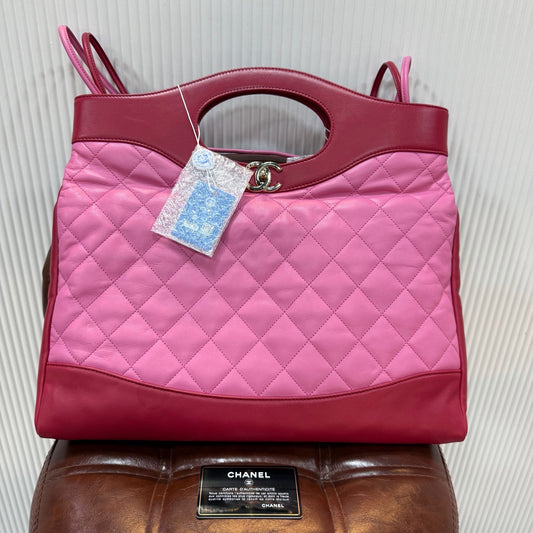 Chanel - 31 Bag - Leather - Pink - (large)