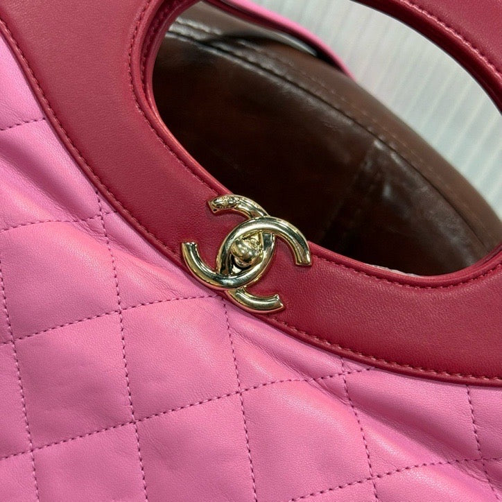 Chanel - 31 Bag - Leather - Pink - (large)