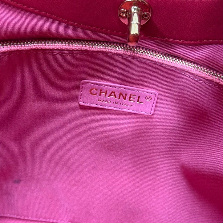 Chanel - 31 Bag - Leather - Pink - (large)