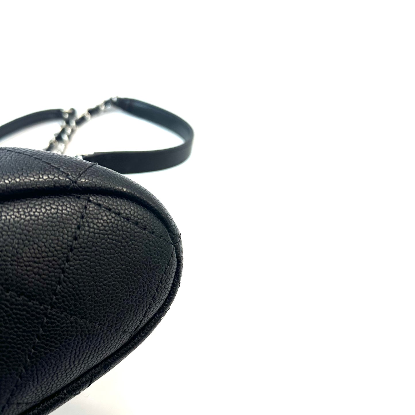 Chanel -  - Leather - Black