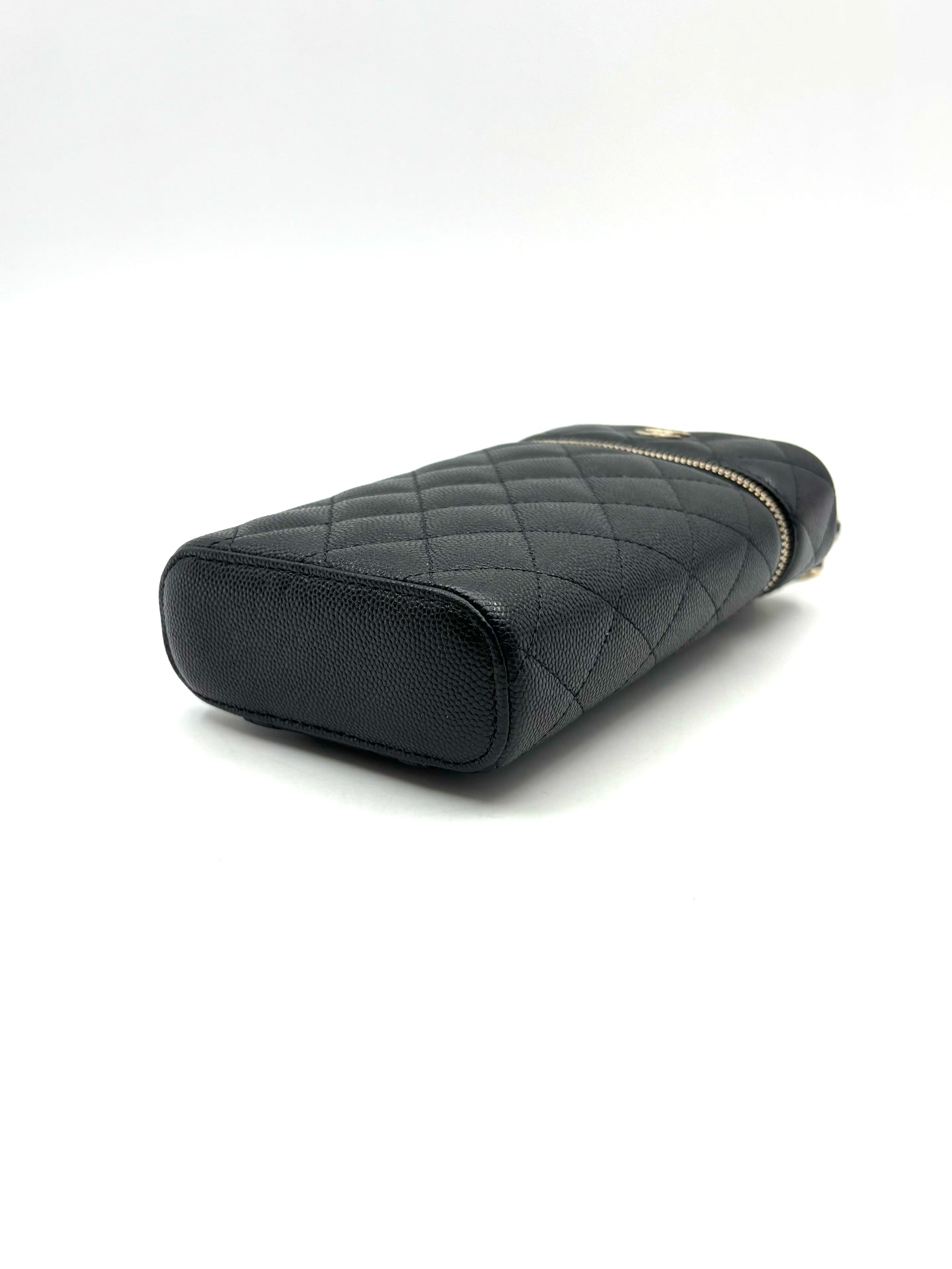 Chanel -  - Leather - Black