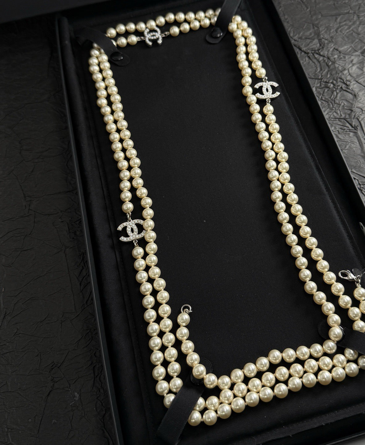 Chanel - A11 V - Pearl - Beige