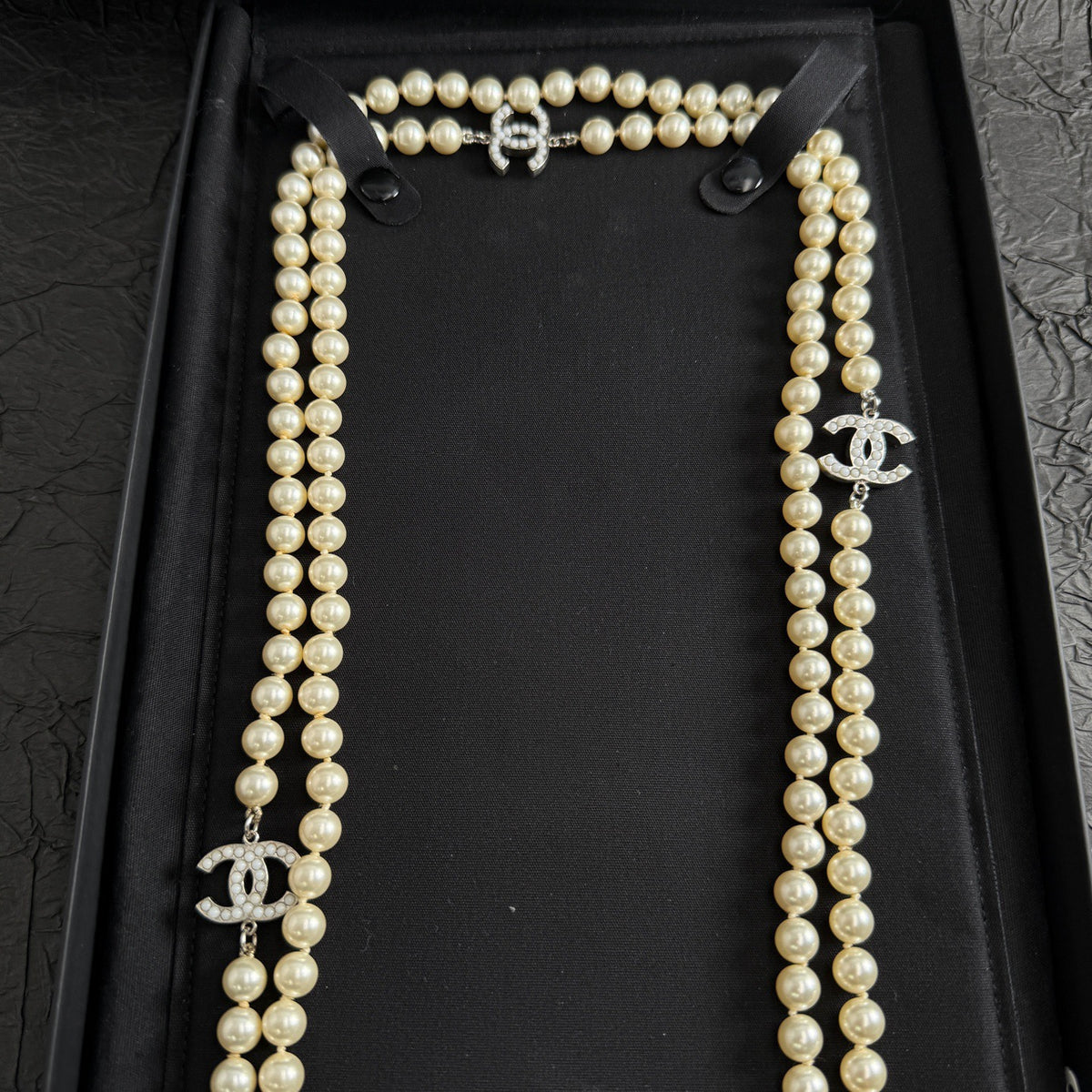 Chanel - A11 V - Pearl - Beige