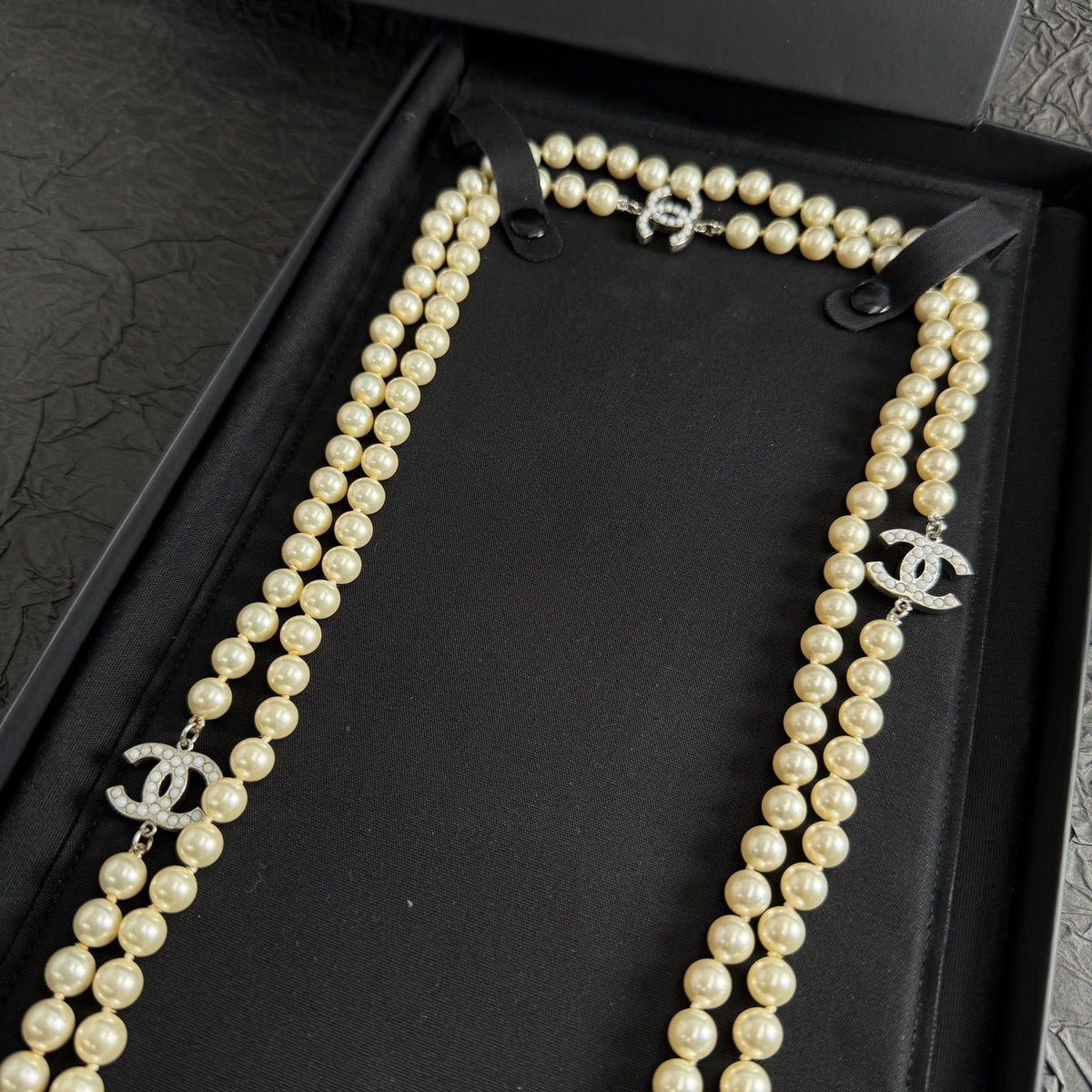 Chanel - A11 V - Pearl - Beige