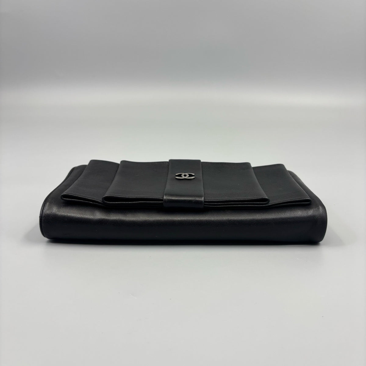 Chanel - A9097 - Leather - Black - (Not Applicable)