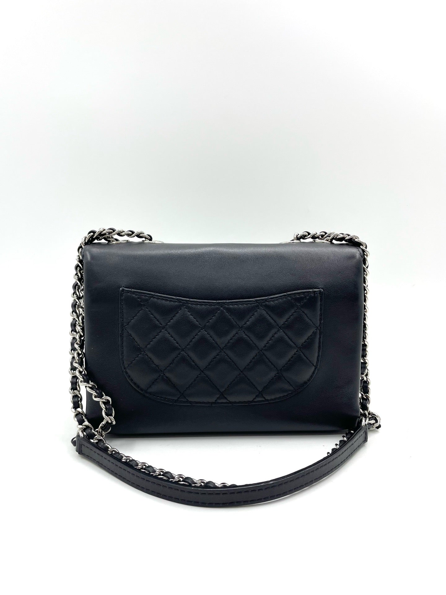 Chanel - Accordion Flap Bag - Leather - Black - (small)