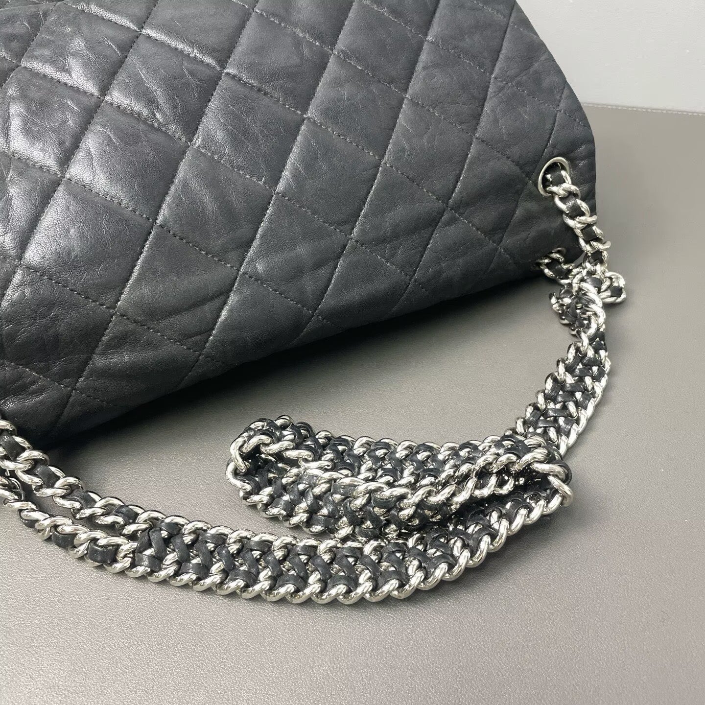 Chanel - Airport Bag - Calfskin leather - Black - (Large)