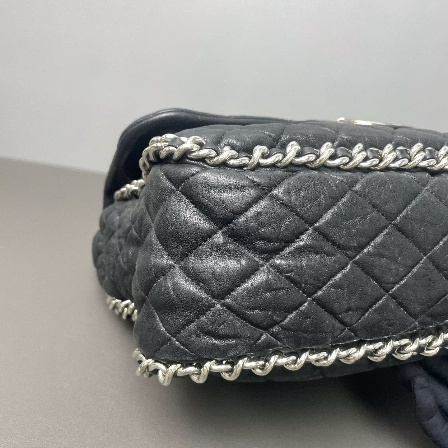 Chanel - Airport Bag - Calfskin leather - Black - (Large)