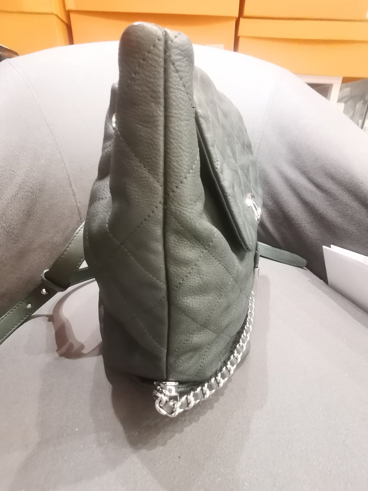 Chanel - Backpack - Leather - Green - (medium)