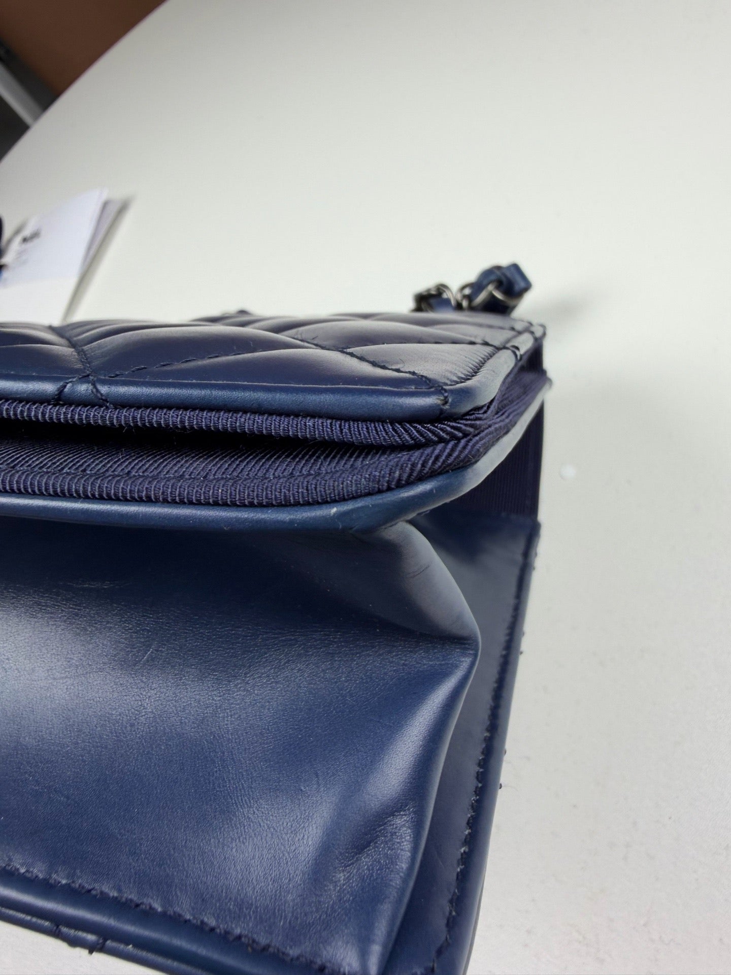 Chanel - Ballerina Embossed Large Double C - Leather - Blue - (medium)