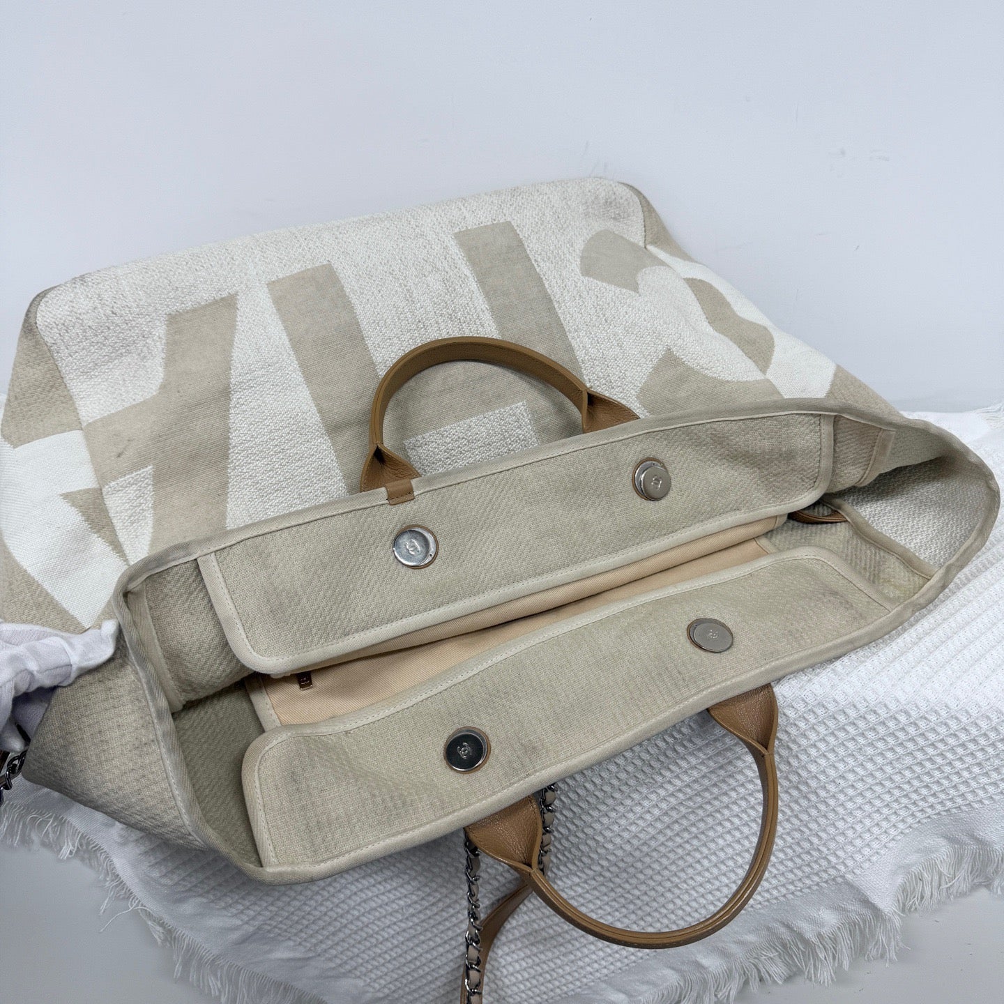Chanel - Beach Bag - Cloth - Beige - (large)