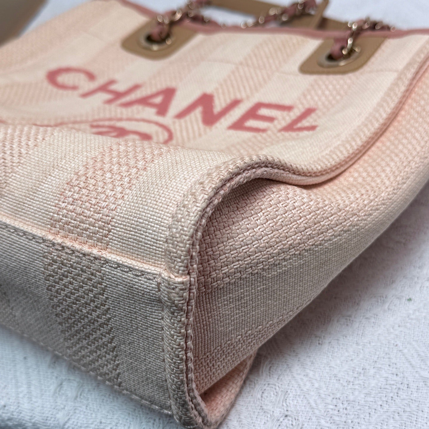 Chanel - Beach Tote - Canvas - Pink - (medium)